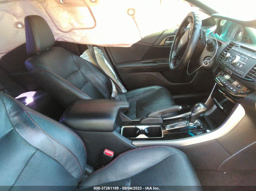 2017 HONDA ACCORD SEDAN SPORT SE - 1HGCR2F19HA290325
