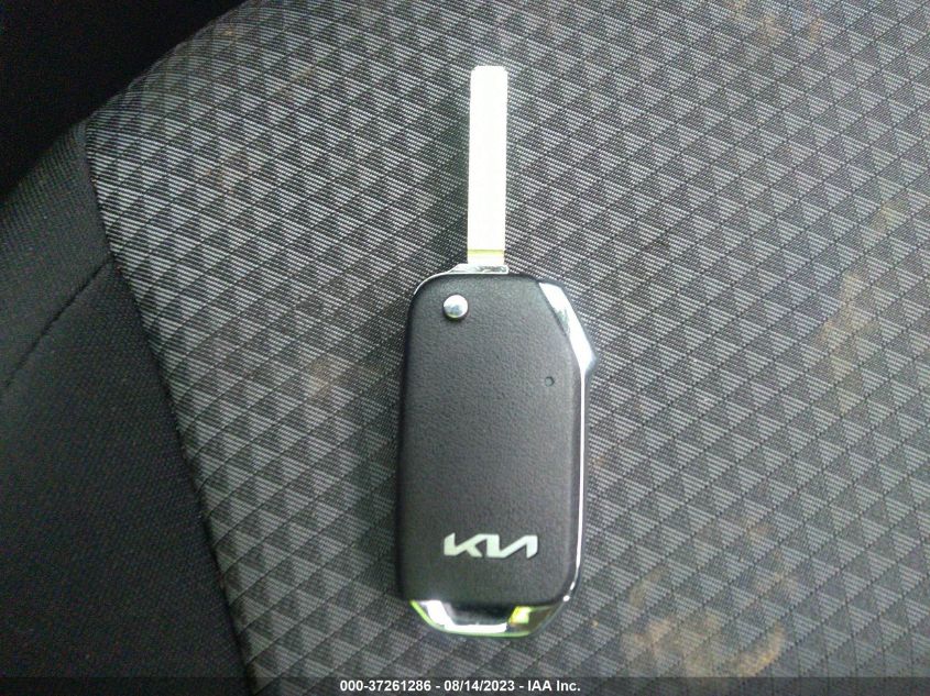 2022 KIA SOUL LX - KNDJ23AU1N7820541