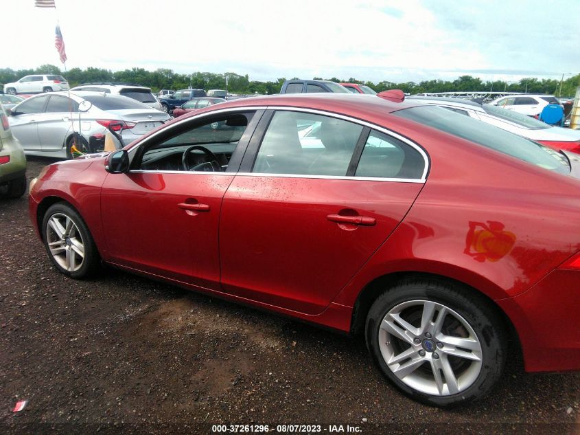 2014 VOLVO S60 T5 - YV1612FS9E2293110