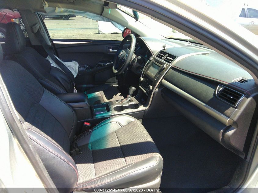 2016 TOYOTA CAMRY SE - 4T1BF1FK2GU146436