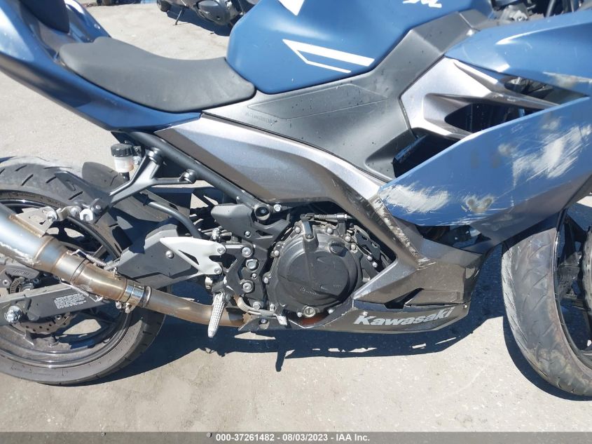 VIN JKAEXKG14NDAH6163 2022 KAWASAKI EX400