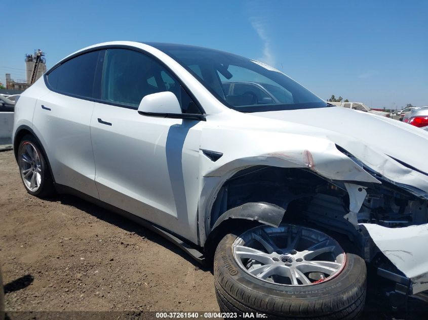 2022 TESLA MODEL Y - 7SAYGDEE7NF424409