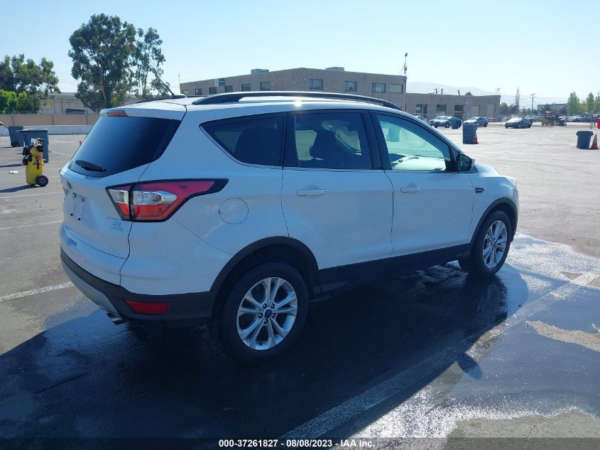 2018 FORD ESCAPE SE - 1FMCU0GD3JUC09815