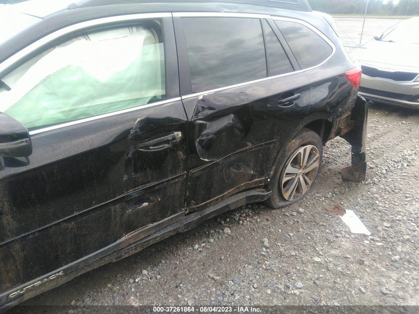 VIN 4S4BSANC3J3397064 2018 SUBARU OUTBACK LIMITED