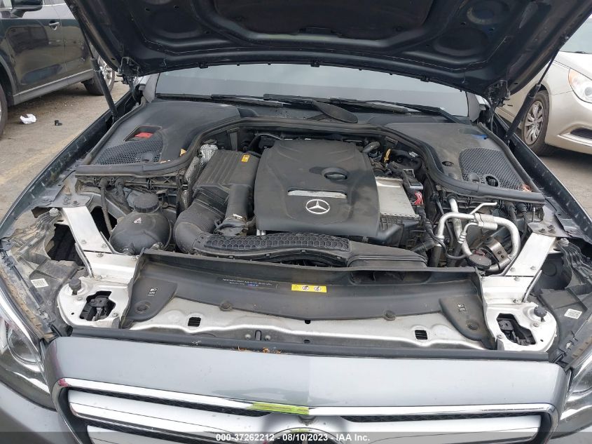 2018 MERCEDES-BENZ E-CLASS E 300 - WDDZF4JB3JA439109