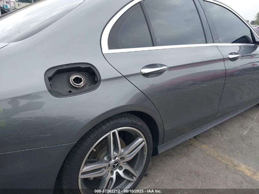 2018 MERCEDES-BENZ E-CLASS E 300 - WDDZF4JB3JA439109