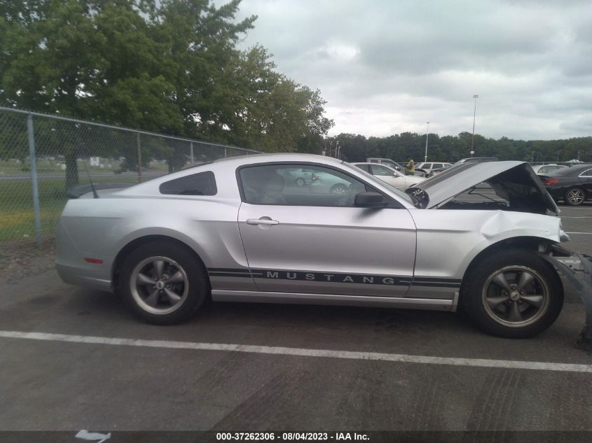 2014 FORD MUSTANG V6 - 1ZVBP8AM7E5245647