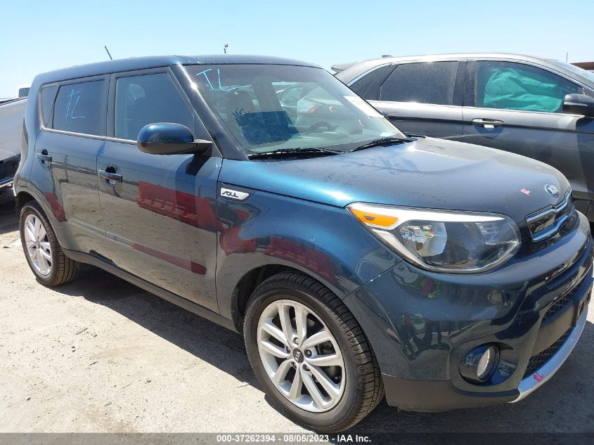 2018 KIA SOUL + - KNDJP3A56J7611588