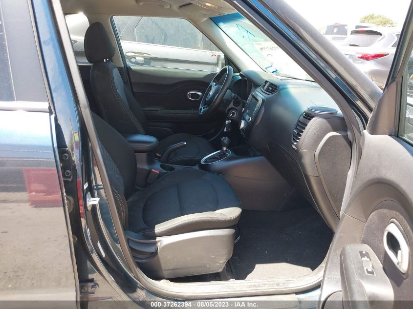 2018 KIA SOUL + - KNDJP3A56J7611588