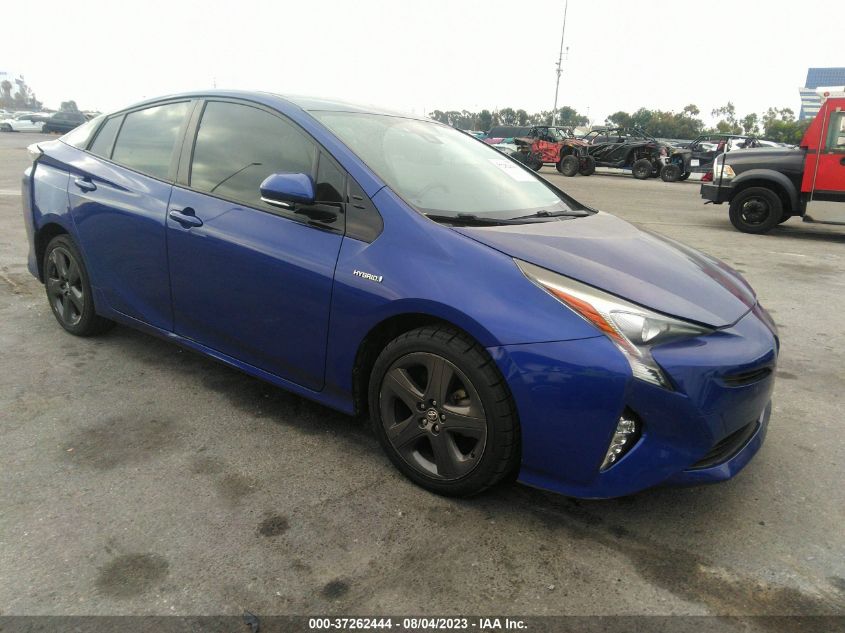 2016 TOYOTA PRIUS FOUR - JTDKARFU6G3521155