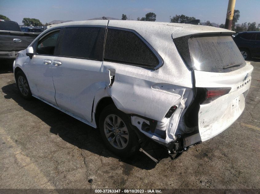 2022 TOYOTA SIENNA LE - 5TDKRKEC1NS122299
