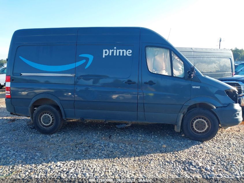 2018 MERCEDES-BENZ SPRINTER CARGO VAN WD3PE7CD3JP632002
