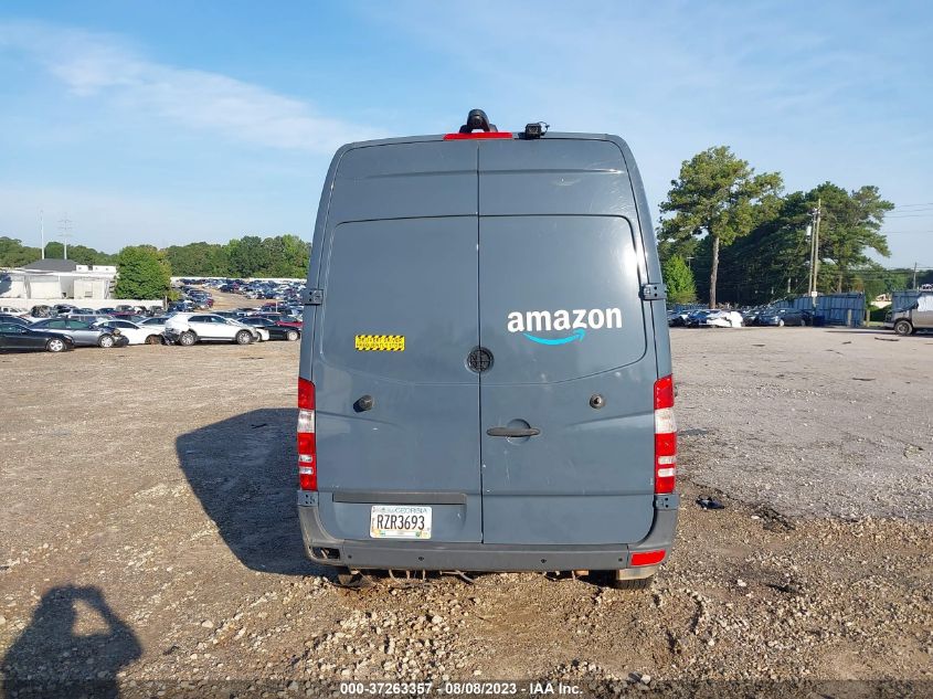 2018 MERCEDES-BENZ SPRINTER CARGO VAN - WD3PE7CD5JP631563