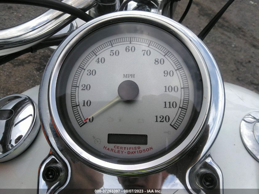 2006 HARLEY-DAVIDSON FXDI35 1HD1GW1176K317411