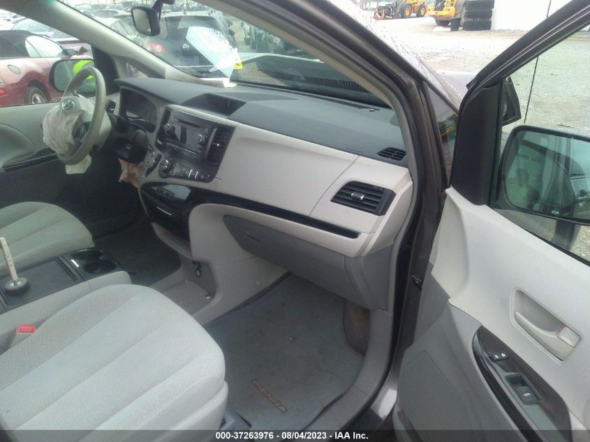 2014 TOYOTA SIENNA LE - 5TDKK3DC1ES466873