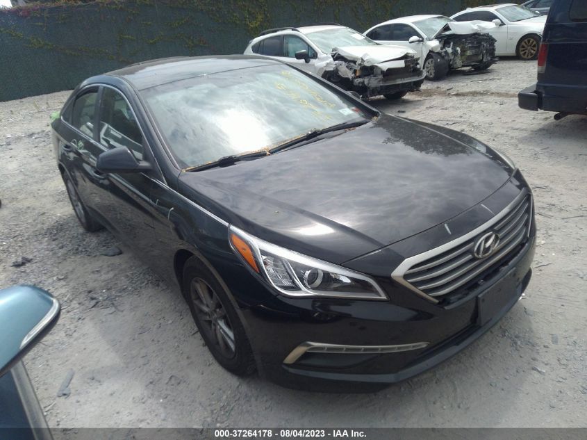 2015 HYUNDAI SONATA 2.4L SE - 5NPE24AF1FH104812