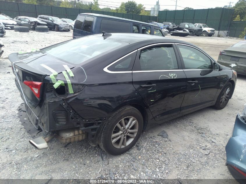 2015 HYUNDAI SONATA 2.4L SE - 5NPE24AF1FH104812