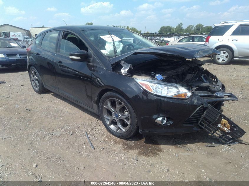 2013 FORD FOCUS SE - 1FADP3K28DL383807