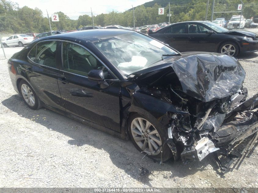 2022 TOYOTA CAMRY LE - 4T1C11AK7NU701372