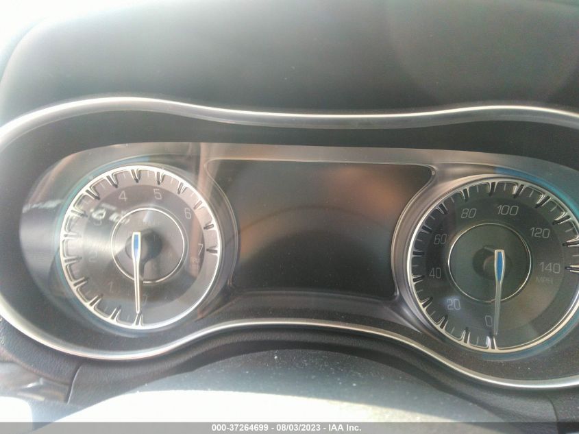 2019 CHRYSLER 300 TOURING - 2C3CCARG4KH623554