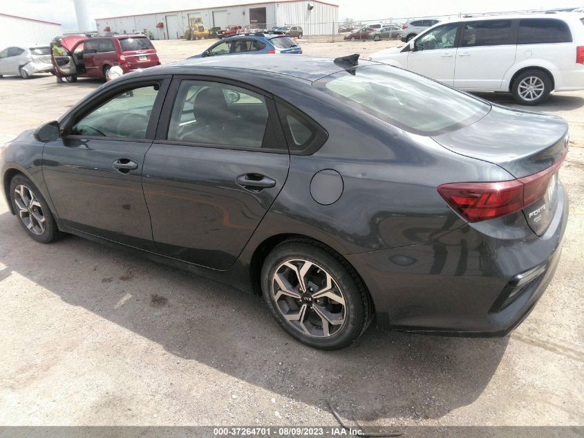 3KPF24AD3KE103453 Kia Forte LXS 3