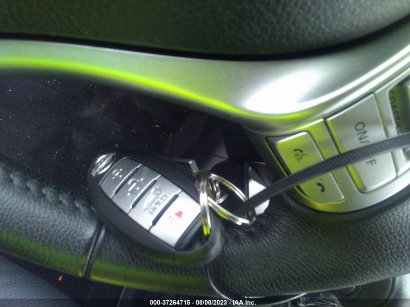 2016 NISSAN ROGUE SL - KNMAT2MV2GP687822