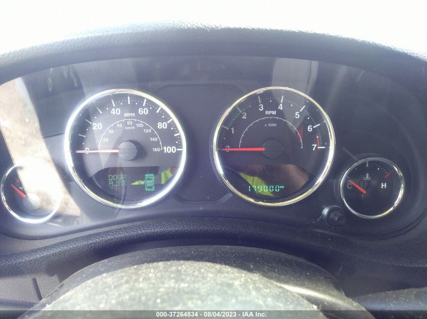 2016 JEEP WRANGLER UNLIMITED SPORT - 1C4BJWDG0GL266904
