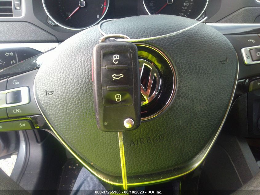 2018 VOLKSWAGEN JETTA SE/WOLFSBURG - 3VWDB7AJ4JM206879