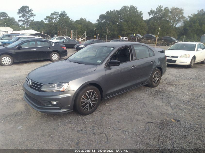 2018 VOLKSWAGEN JETTA SE/WOLFSBURG - 3VWDB7AJ4JM206879