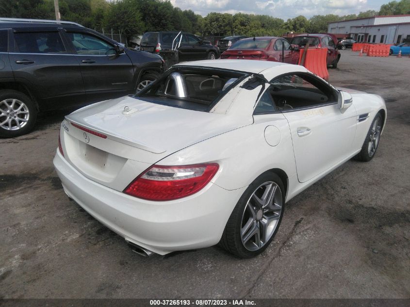 2013 MERCEDES-BENZ SLK-CLASS SLK 250 - WDDPK4HA8DF052790