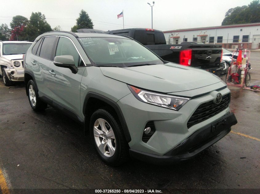 2T3P1RFV1LW109859 Toyota RAV4 XLE