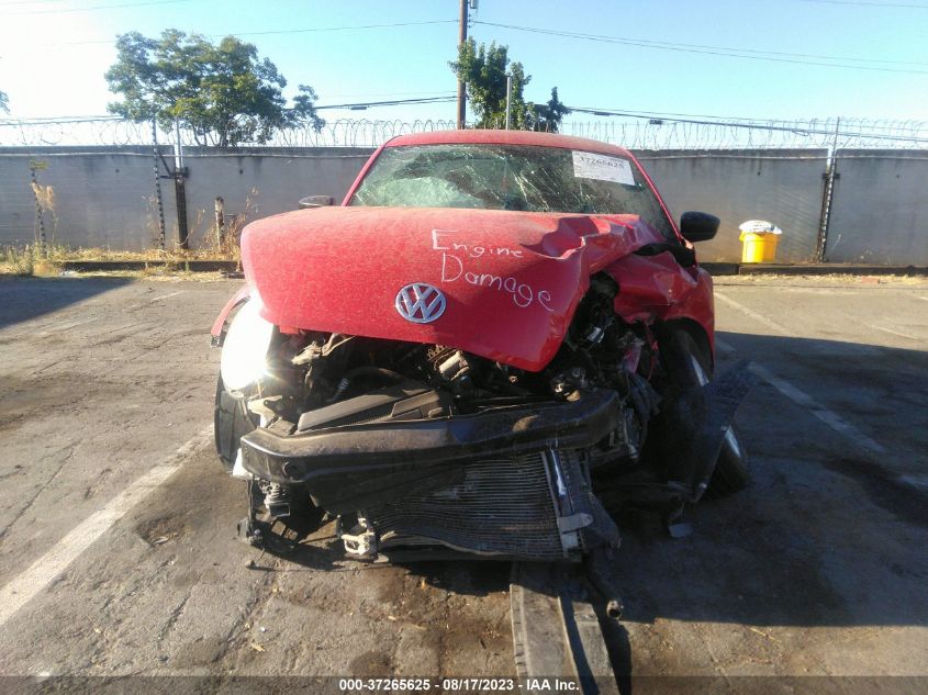 2015 VOLKSWAGEN BEETLE COUPE 1.8T FLEET EDITION - 3VWF17ATXFM648246