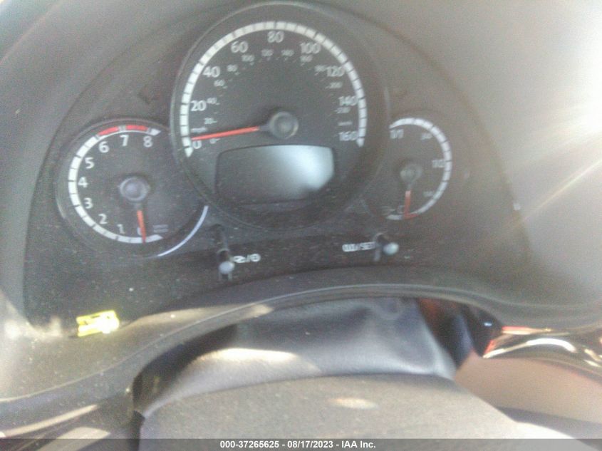 2015 VOLKSWAGEN BEETLE COUPE 1.8T FLEET EDITION - 3VWF17ATXFM648246