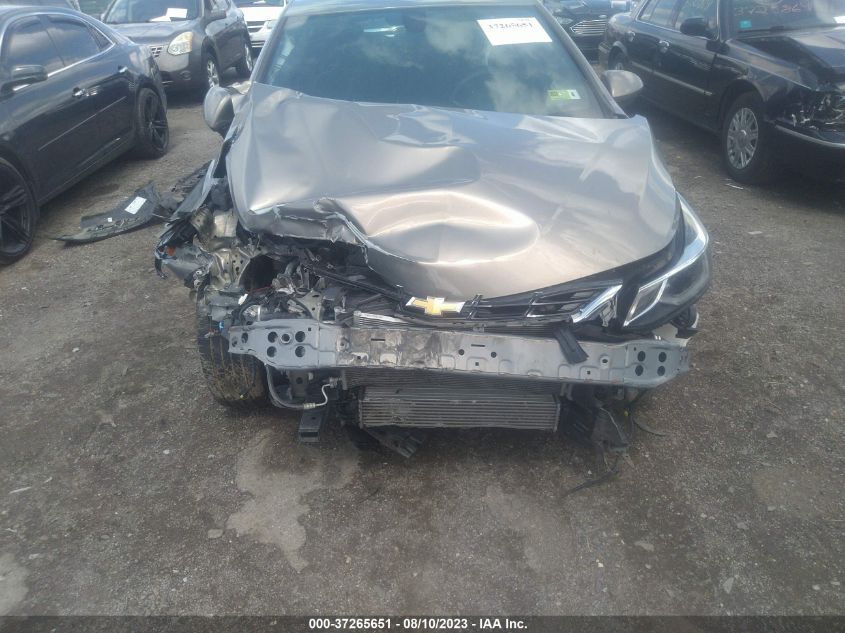 2018 CHEVROLET CRUZE LT - 3G1BE6SM0JS558639