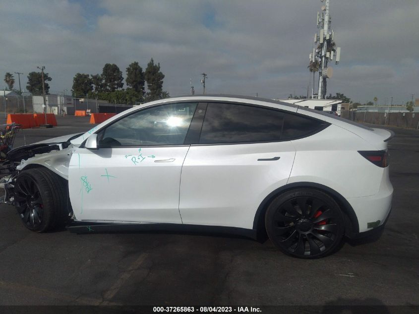 2022 TESLA MODEL Y PERFORMANCE - 7SAYGDEF5NF558151
