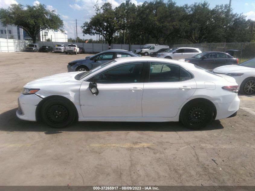 2022 TOYOTA CAMRY LE - 4T1C11AK6NU637289