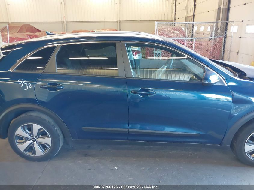 KNDCB3LC4M5464268 Kia Niro LX 14