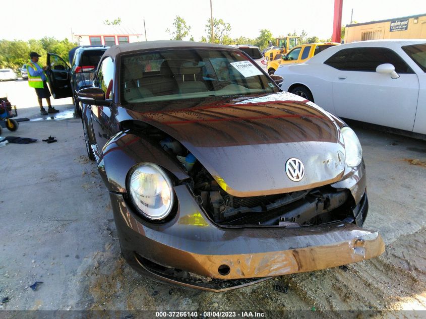 2014 VOLKSWAGEN BEETLE 3VW517AT7EM82132