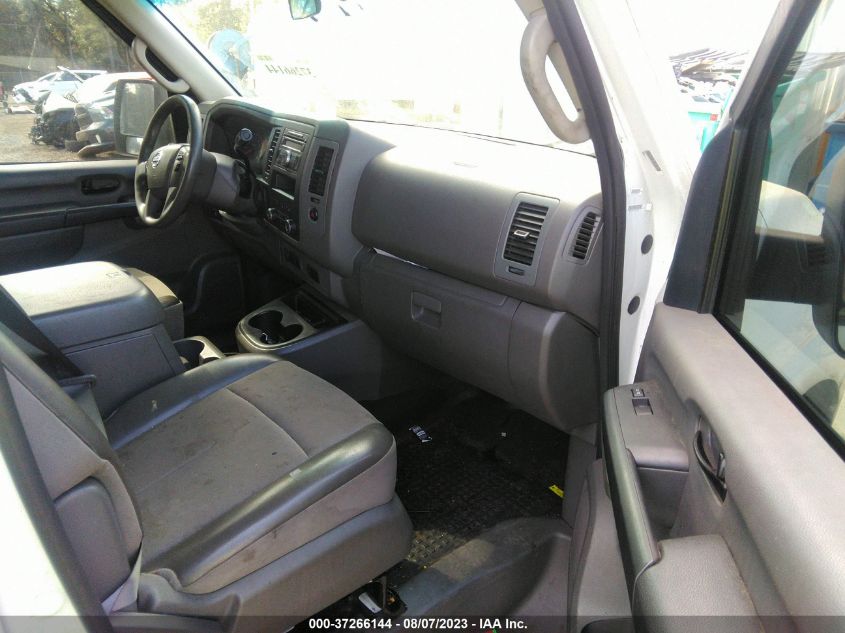 2013 NISSAN NV SV 1N6AF0LY0DN105762