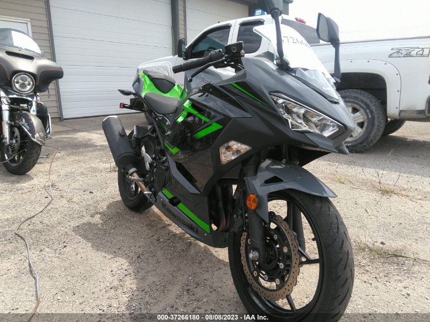 2019 KAWASAKI NINJA 400 - JKAEXKD17KDA35624