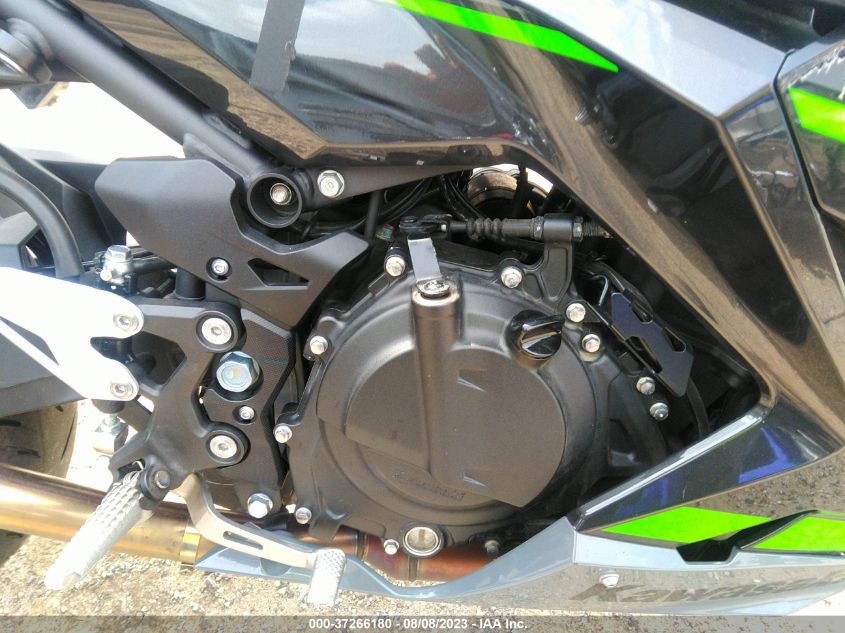 2019 KAWASAKI NINJA 400 - JKAEXKD17KDA35624