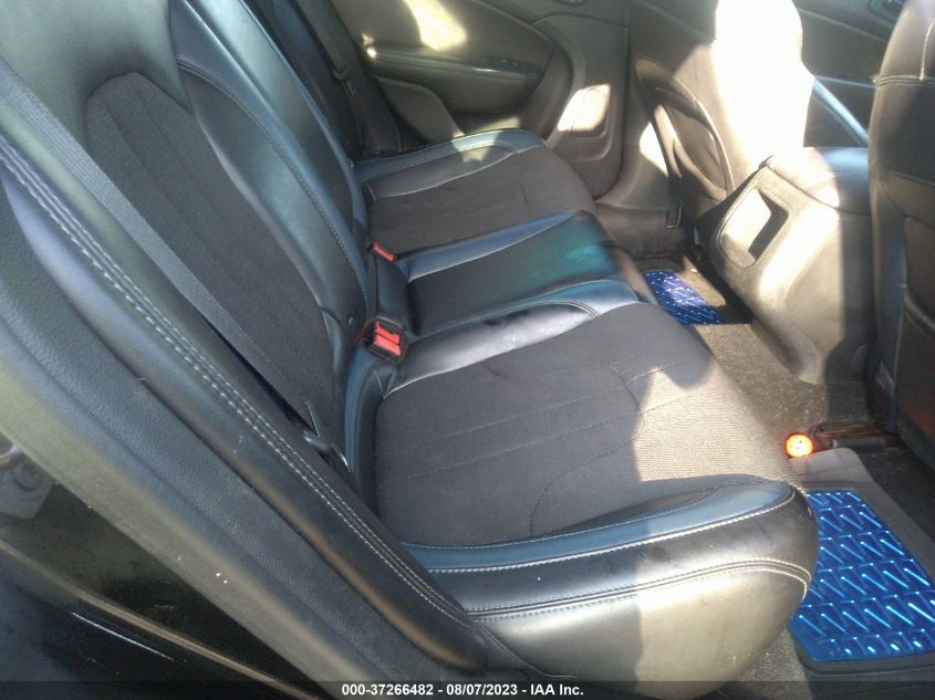 2016 CHRYSLER 200 S - 1C3CCCBG5GN146539