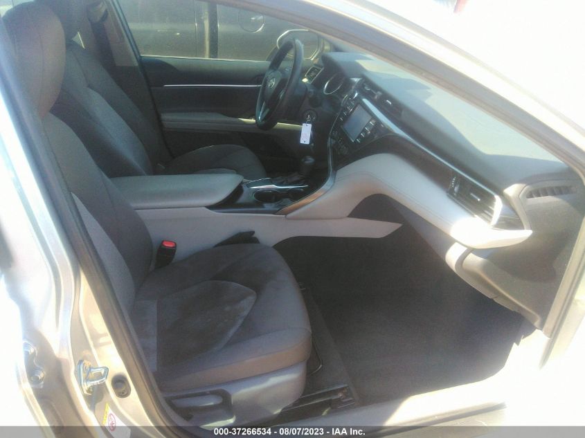 2019 TOYOTA CAMRY LE - 4T1B11HK0KU709181