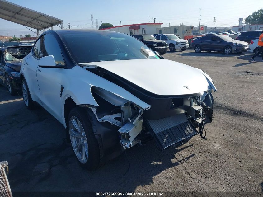 2023 TESLA MODEL Y - 7SAYGDEE5PA126313