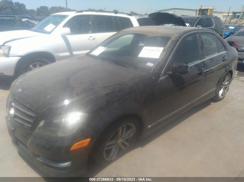 2014 MERCEDES-BENZ C-CLASS C 250 - WDDGF4HB8EA961379