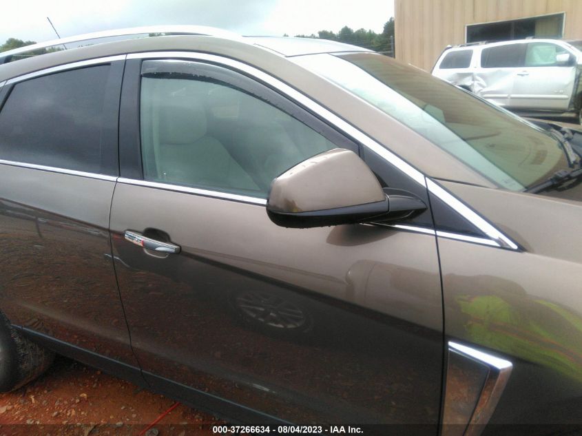 2015 CADILLAC SRX LUXURY COLLECTION - 3GYFNBE37FS637148