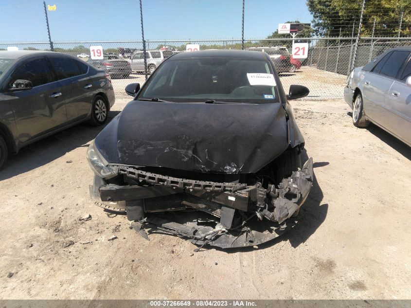 2018 HYUNDAI ELANTRA SEL - KMHD84LF5JU504261