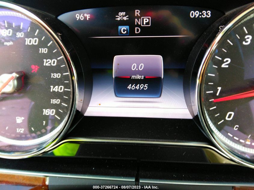 2019 MERCEDES-BENZ E-CLASS E 300 - WDDZF4JB8KA661856