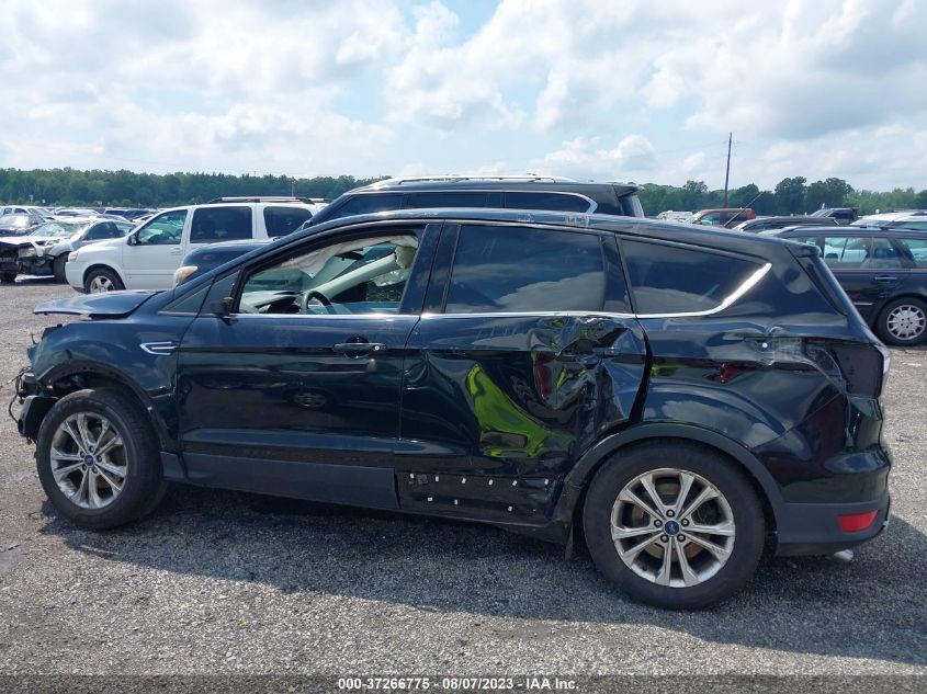 2017 FORD ESCAPE SE - 1FMCU0GD1HUD63773