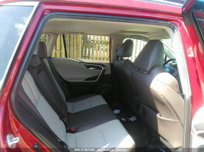 2T3J1RFV7KW065855 Toyota RAV4 ADVENTURE 8